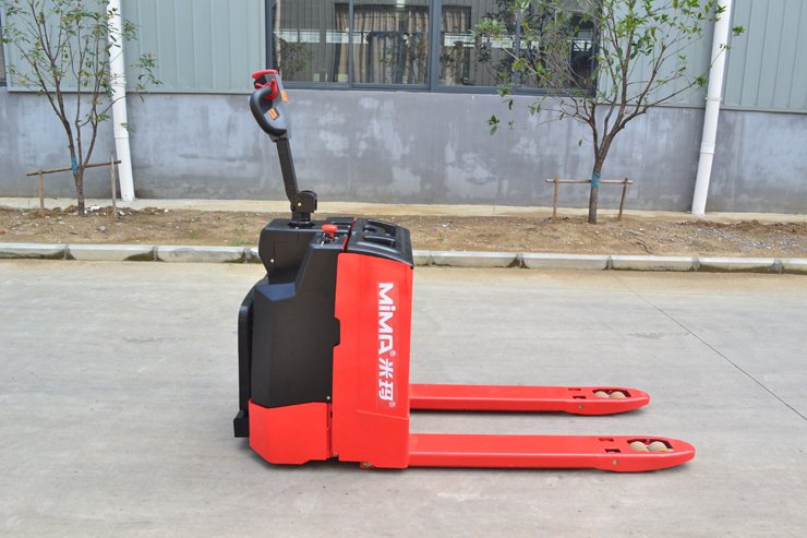 湖南榮洲機(jī)械設(shè)備有限公司,移動(dòng)式升降平臺(tái)價(jià)格,湖南升降貨梯,塑料托盤(pán)批發(fā),固定式升降平臺(tái),曲臂式升降平臺(tái),汽車(chē)尾板,全電動(dòng)叉車(chē) 湖南榮洲機(jī)械設(shè)備有限公司,移動(dòng)式升降平臺(tái)價(jià)格,湖南升降貨梯,塑料托盤(pán)批發(fā),固定式升降平臺(tái),曲臂式升降平臺(tái),汽車(chē)尾板,全電動(dòng)叉車(chē)