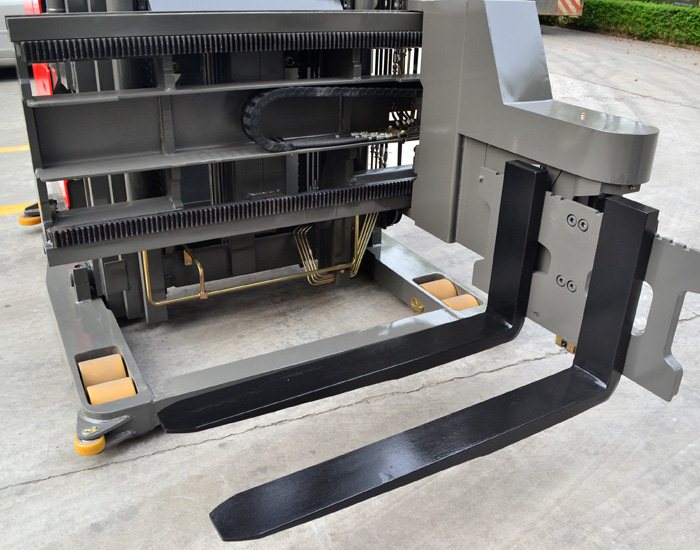 湖南榮洲機(jī)械設(shè)備有限公司,移動(dòng)式升降平臺(tái)價(jià)格,湖南升降貨梯,塑料托盤批發(fā),固定式升降平臺(tái),曲臂式升降平臺(tái),汽車尾板,全電動(dòng)叉車